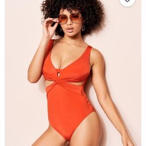 Swimsuit never worn with tags